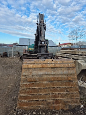 Excavator Volvo EC210  - imagine 4