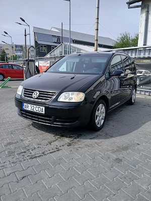 VW Touran 1.9 TDI an 2004, 7 LOCURI ! 