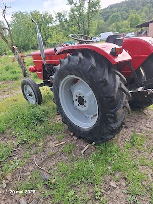 Tractor Universal 445, cutie de viteze cu 2 manete, servo direcție pe Danfus - imagine 7