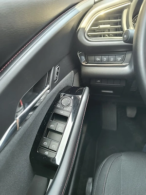 Mazda CX-30 2.0 benzina e-Skyactiv G122 MHEV model 2024  - imagine 8