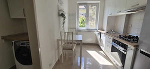 Apartament 2 camere Str. Horea | Garaj + Parcare | Renovat | Curte interioară