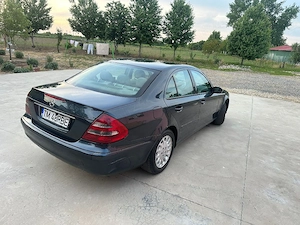 Mercedes Benz E200 CDI  - imagine 5