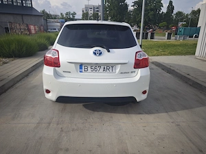 Toyota Auris 1.8 hybrid  - imagine 4