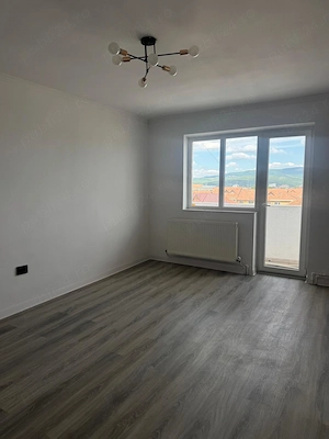 Apartament 2 camere Onesti, zona de sus - imagine 9