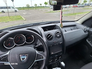 Dacia Duster 1.5 DCI EDC - imagine 6