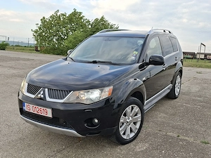 Mitsubishi Outlander 2.0TDI 4WD 7Locuri Xenon 2009