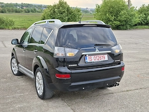Mitsubishi Outlander 2.0TDI 4WD 7Locuri Xenon 2009 - imagine 2