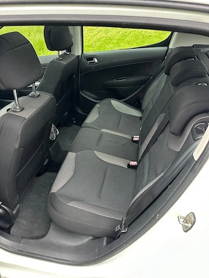 Peugeot 308 1.6 Diesel 110CP - imagine 6