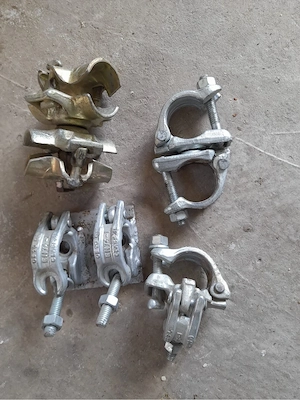 Cleme  schelă metalică 