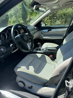 Mercedes C200 W204, 145100 Km verificați, Mașina mea personală, întreținută impecabil în Cluj Napoca - imagine 4