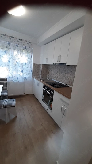 Inchirez apartament cu 3 camere pe termen lung - imagine 3