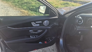 Vând Mercedes E-klass 220D 194 cp stare impecabila  - imagine 10