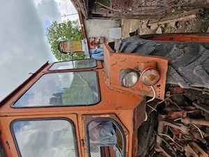 Tractor U650 - imagine 5