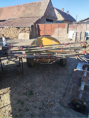 Vând met de ierbicidat pe rotii de 1500 l - imagine 3