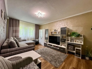 Apartament cu 2 camere, decomandat - imagine 3
