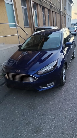 Vând Ford focus titanium 1.0 ecoboost 2015 - imagine 2