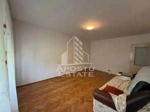 Apartament cu 3 camere, decomandat, zona Soarelui, Timisoara - imagine 2