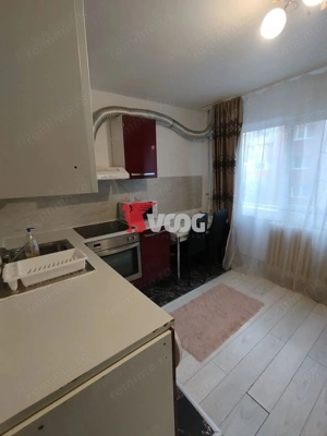 Vând apartament decomandat cu o camera Calea Buziasului - imagine 4