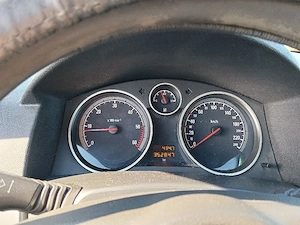 vând Opel Astra h 1.7 din 2005 - imagine 3