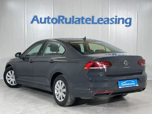 Volkswagen Passat - imagine 4