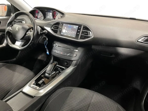 Peugeot 308 - imagine 8