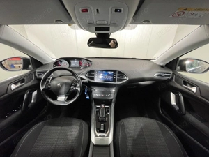 Peugeot 308 - imagine 7