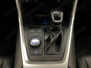 Toyota RAV 4 - imagine 17