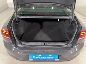 Volkswagen Passat - imagine 12