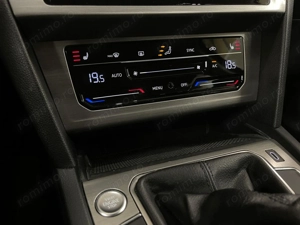 Volkswagen Passat - imagine 18