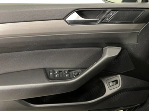 Volkswagen Passat - imagine 20