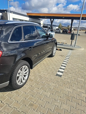 Vând Audi Q5,2012,automat 4 4,2.0 TDI - imagine 3