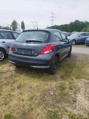Peugeot 207 - imagine 2