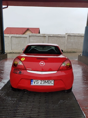 Tigra TwinTop Cabrio 2006   1.4 benzină - imagine 2