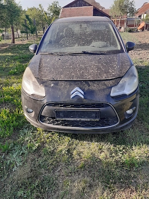 Dezmembrez Citroen  C3 1.4 diesel  - imagine 4