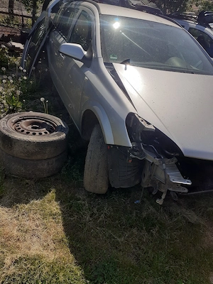 Dezmembrez opel astra h 1.7 cdti  - imagine 3