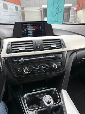 BMW 318 Diesel an 2015 - imagine 9