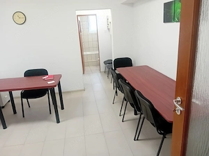 Ap. 2 cam ultracentral, renovat, ideal cabinet sau locuință - imagine 9