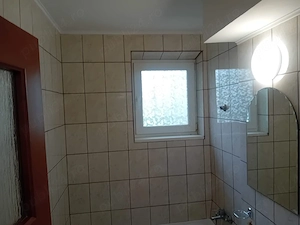 Ap. 2 cam ultracentral, renovat, ideal cabinet sau locuință - imagine 5
