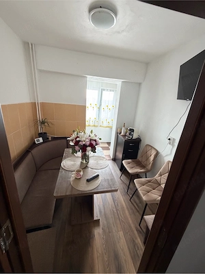 apartament 2 camere nufarul decomandat  - imagine 3