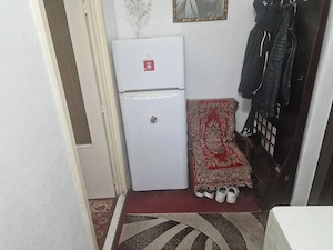 Garsonieră mare, 34 mp, Dărmănești, etaj 3, renovată, cu centrală termică și balcon - imagine 2