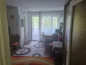 Garsonieră mare, 34 mp, Dărmănești, etaj 3, renovată, cu centrală termică și balcon - imagine 5