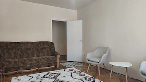 Apartament 2 camere in Deva, zona Licee, Et 1 - imagine 2