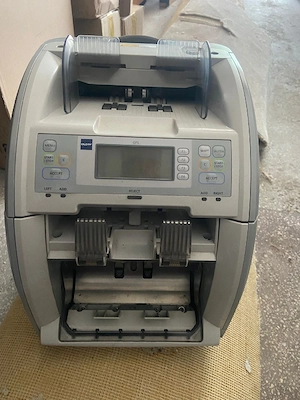 masina de numarat bacnote GFS120