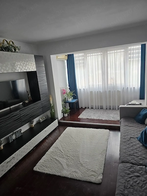 Apartament 2 camere central (piață)