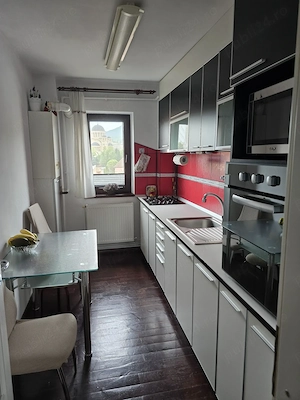 Apartament 2 camere central (piață) - imagine 2