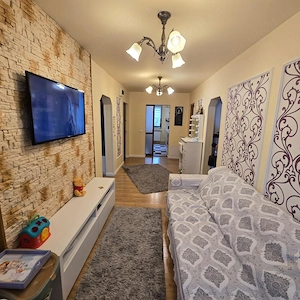 Vand apartament Zona Primarie - imagine 5