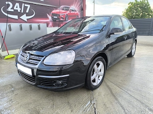Vând Volkswagen Jetta 1.6 TDI, 10 2009 - imagine 4