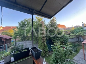 Apartament la casa de vanzare 2 camere - curte comuna cu 3 vecini - imagine 18