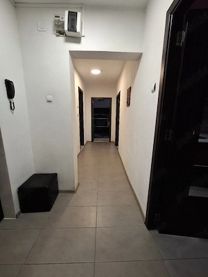 Proprietar inchiriez apt.2 camere Dristor - imagine 2