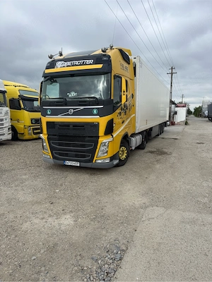 vand volvo e6  - imagine 4